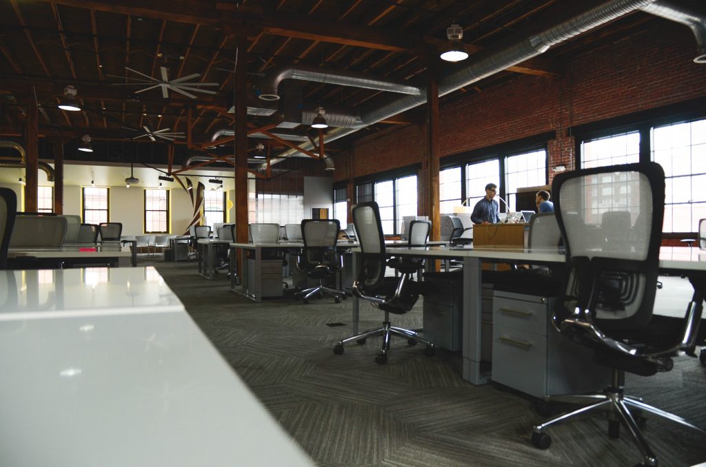 business-chairs-company-coworking-7070 | Arquiconsult - Soluções Microsoft Dynamics 365: Arquiconsult é uma empresa Consultora de Sistemas de Informação - 4837