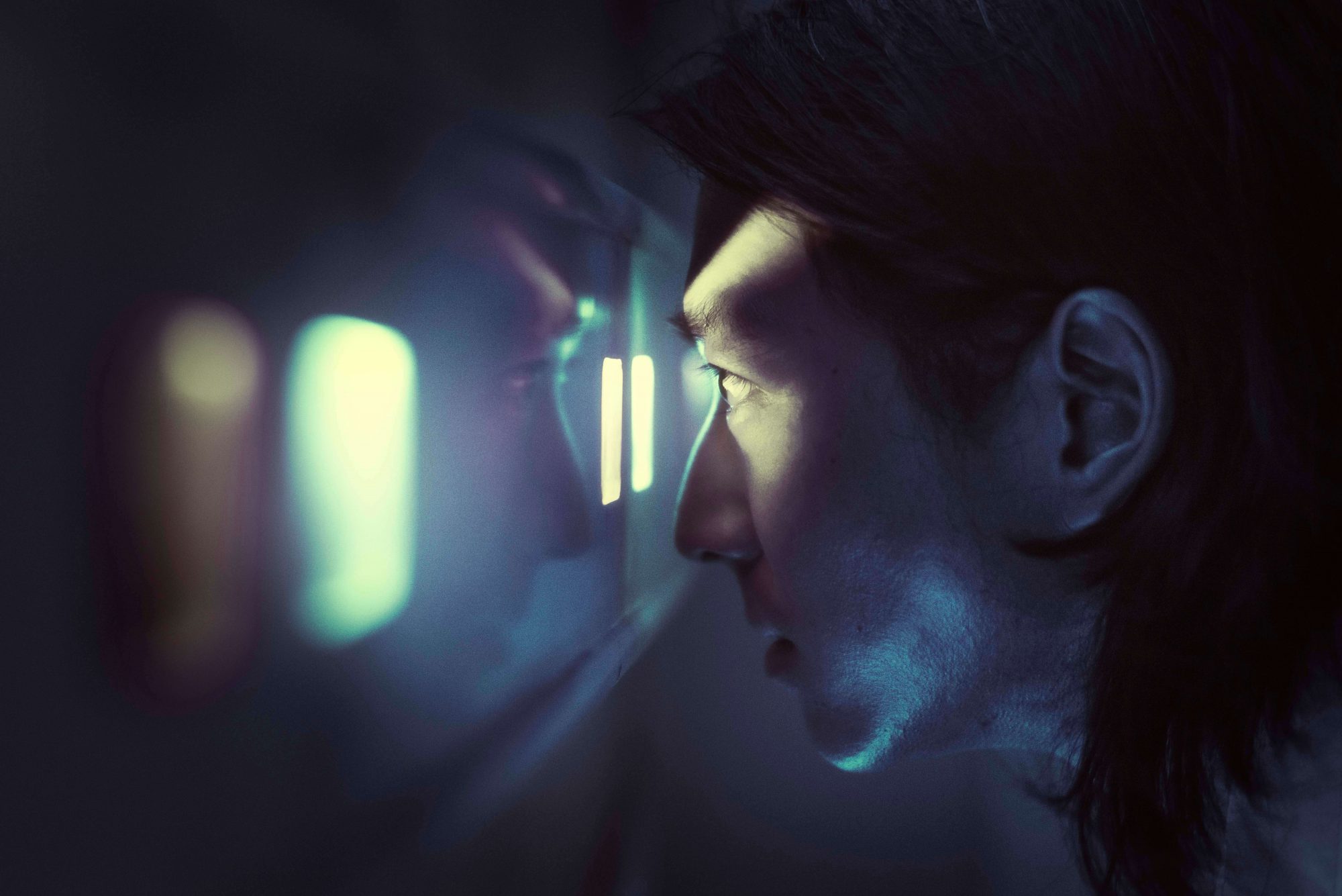 iris-scanner-man-using-biometrics-to-unlock-a-door-WVQGTMM | Arquiconsult - Soluções Microsoft Dynamics 365: Arquiconsult é uma empresa Consultora de Sistemas de Informação - 9747