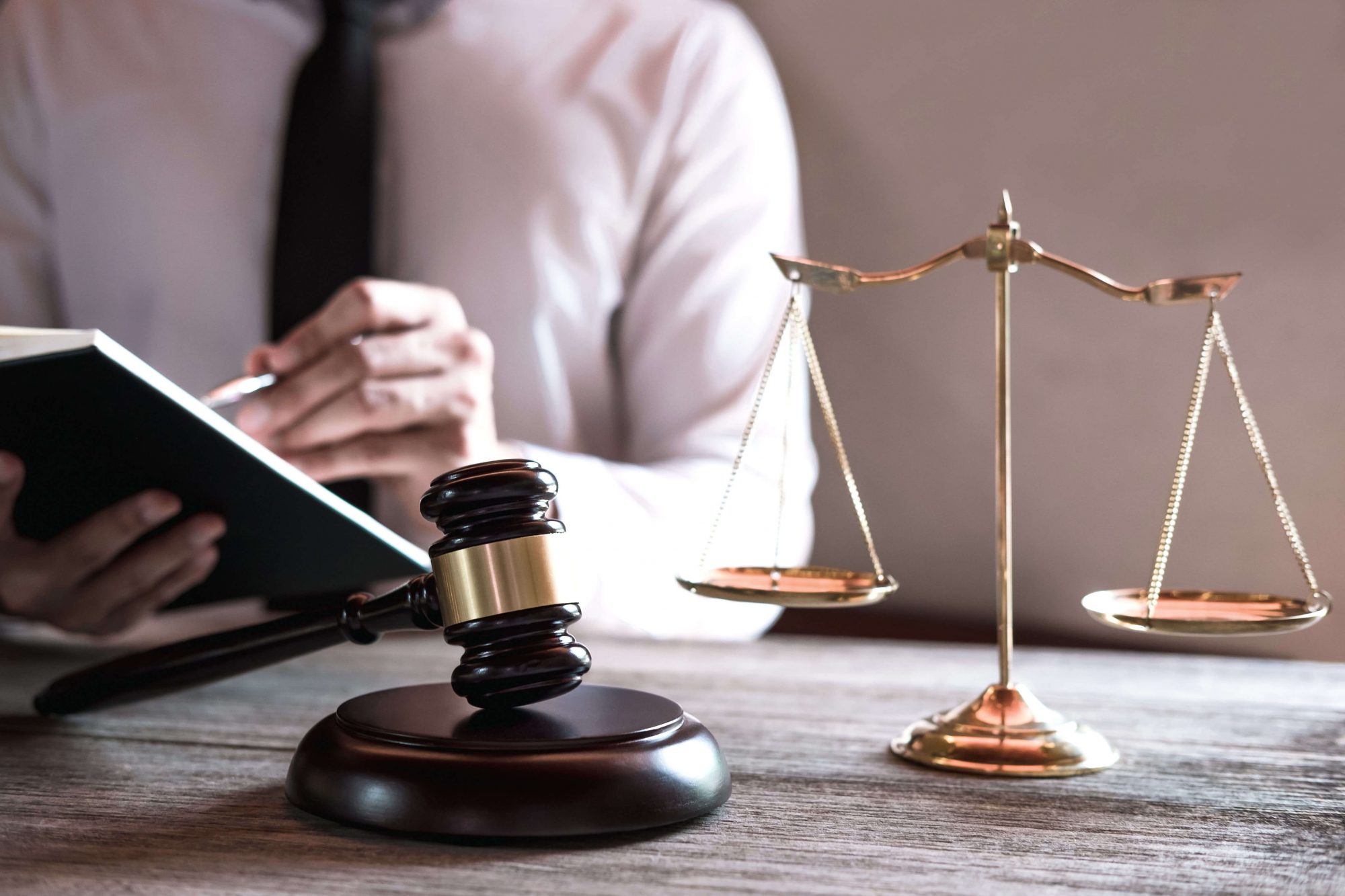 legal-law-9FWVRFG | Arquiconsult - Soluções Microsoft Dynamics 365: Arquiconsult é uma empresa Consultora de Sistemas de Informação - 8451